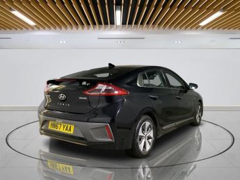 HYUNDAI IONIQ 28kWh Premium SE Hatchback 5dr Electric Auto (120 ps)