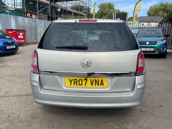 VAUXHALL ASTRA 1.8i 16v Design Estate 5dr Petrol Automatic (187 g/km, 138 bhp)