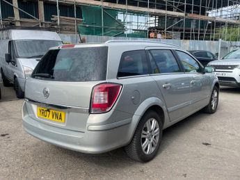 VAUXHALL ASTRA 1.8i 16v Design Estate 5dr Petrol Automatic (187 g/km, 138 bhp)