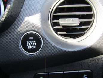 HYUNDAI I10 1.2 Premium SE Hatchback 5dr Petrol Auto Euro 6 (87 ps)