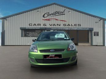 FORD FIESTA 1.4 TD Style Hatchback 5dr Diesel Manual (119 g/km, 67 bhp)