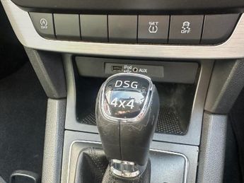 SKODA YETI 2.0 TDI SE Business Outdoor 5dr Diesel DSG 4WD Euro 6 (s/s) (150