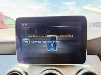 MERCEDES-BENZ GLA 2.1 GLA200d Sport (Executive) SUV 5dr Diesel 7G-DCT Euro 6 (s/s)