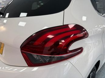 PEUGEOT 208 1.2 PureTech Tech Edition Hatchback 5dr Petrol EAT Euro 6 (s/s) 