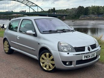 Renault Clio 2.0 16v Renaultsport Hatchback 3dr Petrol Manual (194 g/km, 182 