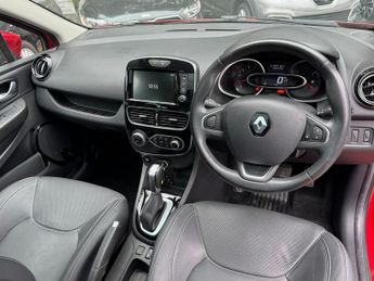RENAULT CLIO 1.5 dCi Signature Nav Hatchback 5dr Diesel EDC Euro 6 (s/s) (90 