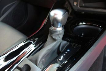 TOYOTA CHR 1.8 DESIGN 5d 121 BHP