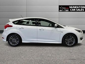 FORD FOCUS 1.0T EcoBoost ST-Line Hatchback 5dr Petrol Auto Euro 6 (s/s) (12