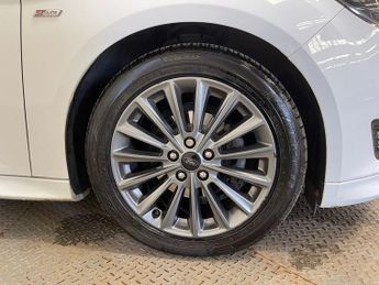 FORD FOCUS 1.0T EcoBoost ST-Line Hatchback 5dr Petrol Auto Euro 6 (s/s) (12