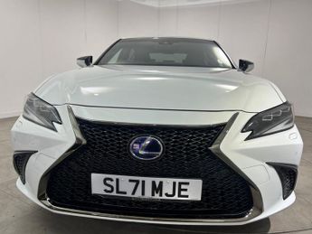 LEXUS ES 2.5 300h F Sport Saloon 4dr Petrol Hybrid E-CVT Euro 6 (s/s) (21