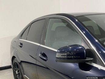 MERCEDES-BENZ C-CLASS 2.1 C220 CDI AMG Sport Saloon 4dr Diesel G-Tronic+ Euro 5 (s/s) 