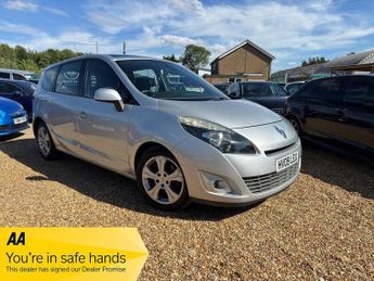 Renault Grand Scenic 1.9 dCi Dynamique MPV 5dr Diesel Manual Euro 4 (130 ps)