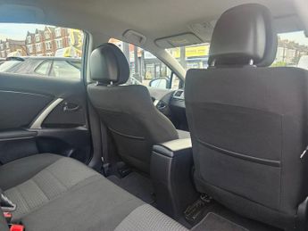 TOYOTA AVENSIS AUTOMATIC 1.8 V-Matic Icon Saloon 4dr Petrol Multidrive S Euro 5