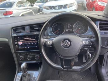 VOLKSWAGEN GOLF 1.4 TSI SE Nav Hatchback 5dr Petrol DSG Euro 6 (s/s) (125 ps)