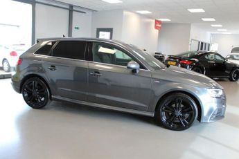 AUDI A3 1.0 TFSI 30 S line Sportback 5dr Petrol S Tronic Euro 6 (s/s) (1