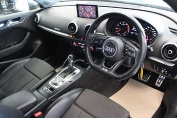 AUDI A3 1.0 TFSI 30 S line Sportback 5dr Petrol S Tronic Euro 6 (s/s) (1