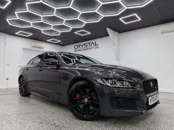 Jaguar XE 3.0 V6 S Saloon 4dr Petrol Auto Euro 6 (s/s) (340 ps)