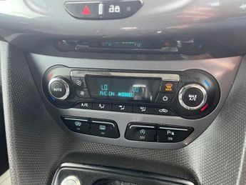 FORD TRANSIT CONNECT 1.5 TDCi 240 Limited Panel Van 5dr Diesel Powershift L2 H1 (129 