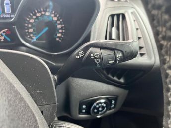 FORD TRANSIT CONNECT 1.5 TDCi 240 Limited Panel Van 5dr Diesel Powershift L2 H1 (129 