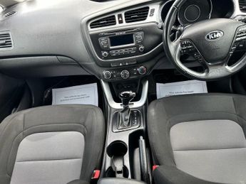 KIA CEED 1.6 CRDi 2 Hatchback 5dr Diesel Auto Euro 5 (126 bhp)