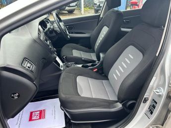 KIA CEED 1.6 CRDi 2 Hatchback 5dr Diesel Auto Euro 5 (126 bhp)