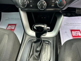 KIA CEED 1.6 CRDi 2 Hatchback 5dr Diesel Auto Euro 5 (126 bhp)