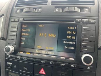 VOLKSWAGEN TOUAREG 3.0 TDI V6 Altitude SUV 5dr Diesel Automatic (294 g/km, 222 bhp)