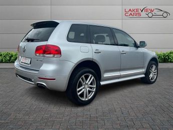 VOLKSWAGEN TOUAREG 3.0 TDI V6 Altitude SUV 5dr Diesel Automatic (294 g/km, 222 bhp)