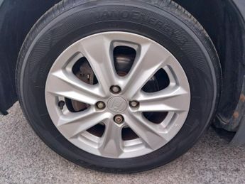 HONDA JAZZ 1.4 i-VTEC ES Hatchback 5dr Petrol CVT Euro 5 (99 ps)