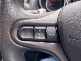 HONDA JAZZ 1.4 i-VTEC ES Hatchback 5dr Petrol CVT Euro 5 (99 ps)