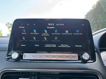 HYUNDAI KONA 64kWh Premium SUV 5dr Electric Auto (10.5kW Charger) (204 ps)