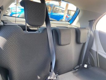 TOYOTA YARIS 1.33 Dual VVT-i TR Hatchback 5dr Petrol MultiMode Euro 4 (s/s) (