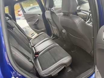 FORD KUGA 2.0 TDCi ST-Line X SUV 5dr Diesel Powershift AWD Euro 6 (s/s) (1