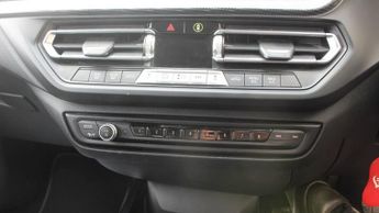 BMW 1 SERIES 1.5 118i Sport Hatchback 5dr Petrol DCT Euro 6 (s/s) (140 ps)