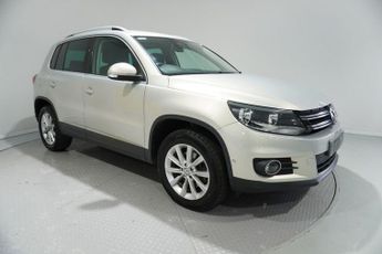 VOLKSWAGEN TIGUAN 2.0 TDI BlueMotion Tech SE SUV 5dr Diesel DSG 4WD Euro 5 (s/s) (