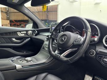 MERCEDES-BENZ GLC 2.1 GLC220d AMG Line (Premium) Coupe 5dr Diesel G-Tronic 4MATIC