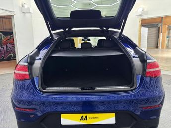 MERCEDES-BENZ GLC 2.1 GLC220d AMG Line (Premium) Coupe 5dr Diesel G-Tronic 4MATIC 