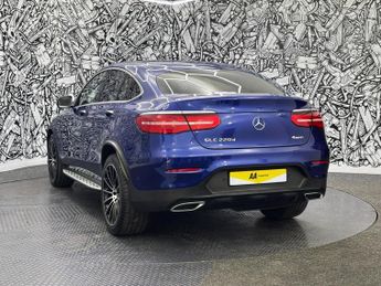 MERCEDES-BENZ GLC 2.1 GLC220d AMG Line (Premium) Coupe 5dr Diesel G-Tronic 4MATIC 