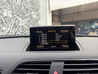 AUDI Q3 1.4 TFSI CoD Black Edition SUV 5dr Petrol S Tronic Euro 6 (s/s) 