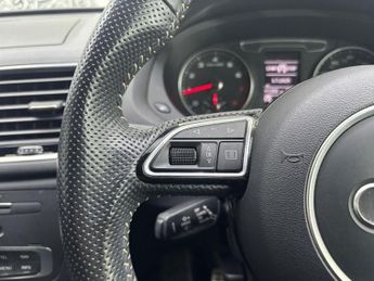 AUDI Q3 1.4 TFSI CoD Black Edition SUV 5dr Petrol S Tronic Euro 6 (s/s) 