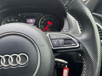 AUDI Q3 1.4 TFSI CoD Black Edition SUV 5dr Petrol S Tronic Euro 6 (s/s) 