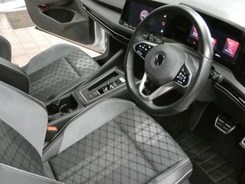 VOLKSWAGEN GOLF 1.5 eTSI MHEV R-Line Estate 5dr Petrol Hybrid DSG Euro 6 (s/s) (