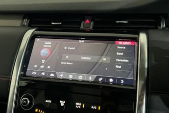 LAND ROVER DISCOVERY SPORT 1.5 P300e 12.2kWh R-Dynamic SE SUV 5dr Petrol Plug-in Hybrid Aut