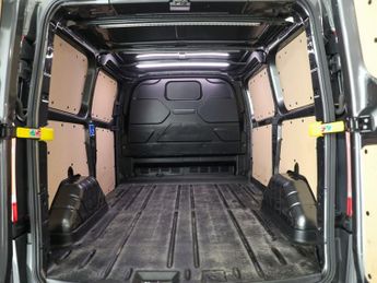FORD TRANSIT CUSTOM 2.0 340 EcoBlue Limited Panel Van 5dr Diesel Auto L1 H1 Euro 6 (