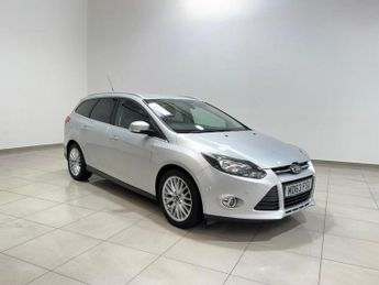 Ford Focus 1.6 TDCi Zetec Navigator Estate 5dr Diesel Manual Euro 5 (s/s) (
