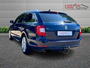 SKODA SUPERB 1.8 TSI Elegance Estate 5dr Petrol DSG Euro 5 (160 ps)