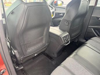 PEUGEOT 3008 1.2 PureTech GPF Allure SUV 5dr Petrol EAT Euro 6 (s/s) (130 ps)