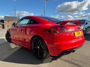 AUDI TT RS 2.5 TFSI Coupe 3dr Petrol S Tronic quattro Euro 5 (340 ps) * HUG