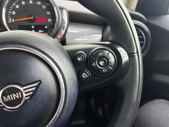 MINI HATCH 1.5 Cooper Classic Hatchback 5dr Petrol Manual Euro 6 (s/s) (136