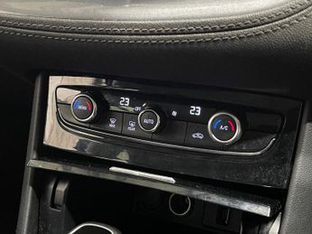 VAUXHALL GRANDLAND X 1.2 Turbo GPF Sport Nav SUV 5dr Petrol Auto Euro 6 (s/s) (130 ps